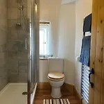 Daire The Wharfe - Cosy, Comfortable Retreat
